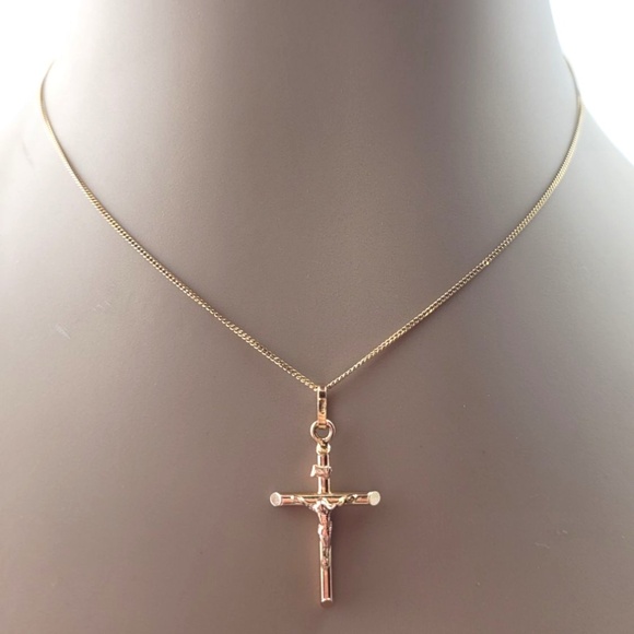 14 Karat Yellow Gold Crucifix Pendant #21328 - Picture 9 of 9